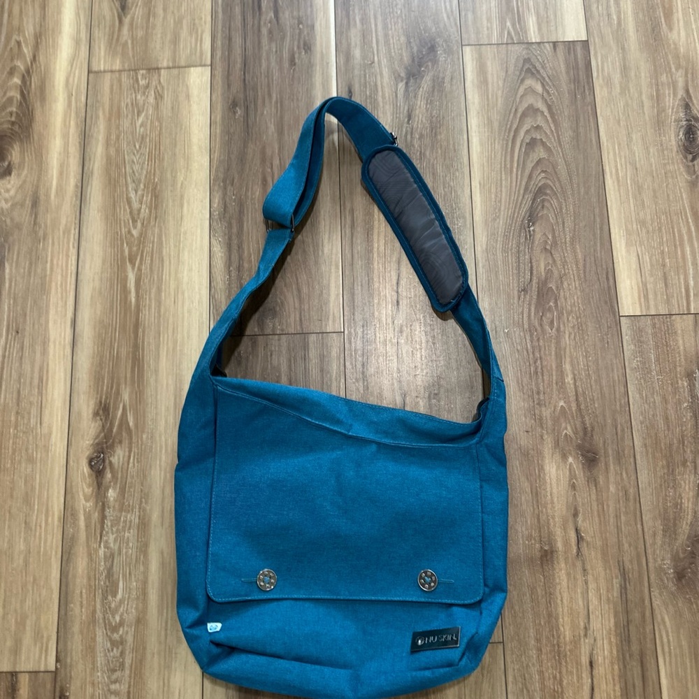 Nu Skin womens blue purse